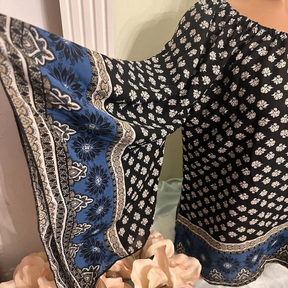 New Directions. Sz Small. Semi Sheer Border Print. Elastic Neck. Boho. B35 - Picture 2 of 4